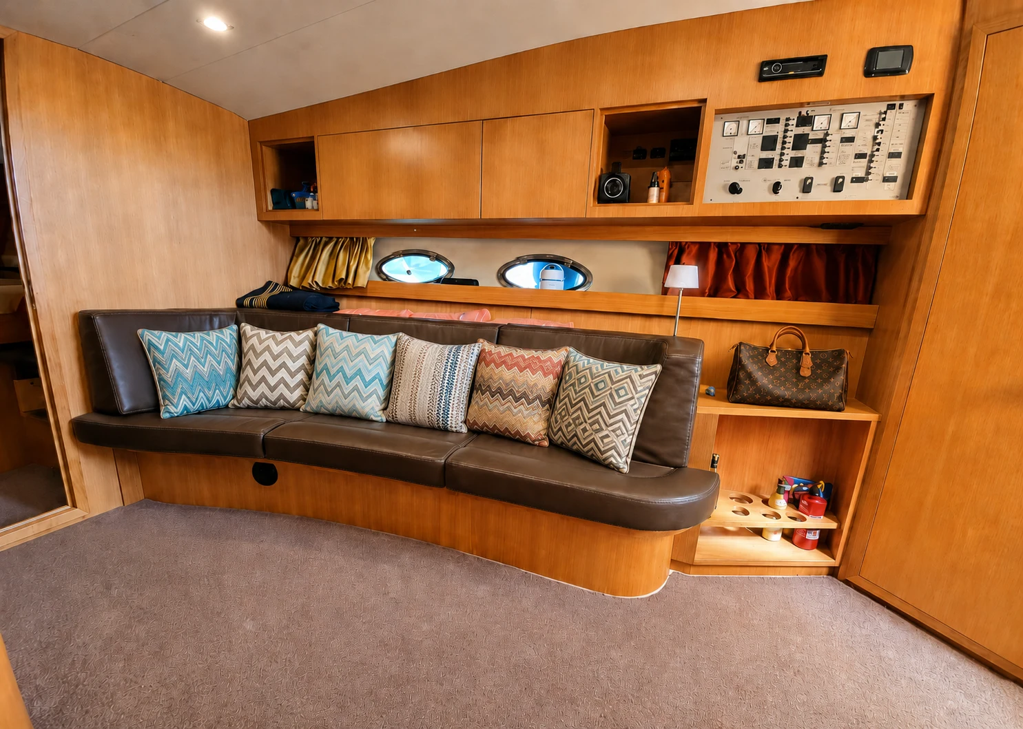 Yacht Cherokee 51 · 4